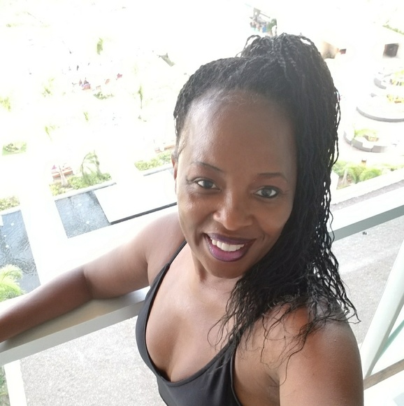 Meet your Posher, Yiketta - Picture 2 of 3